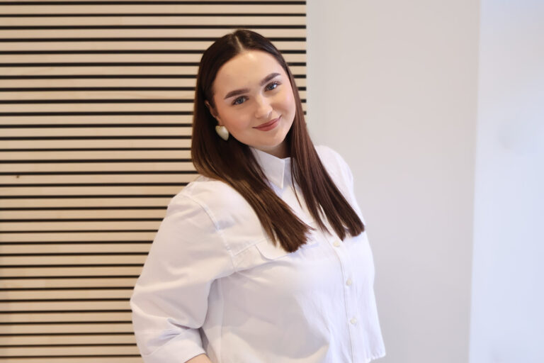 Portrait von Amina Selimovic
